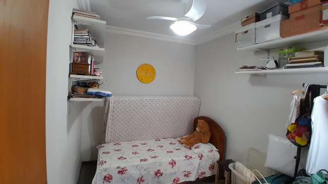 Casa em Itapuã com 5 quartos e 4 suítes, 145m² à venda por R$ 1.200.000,00