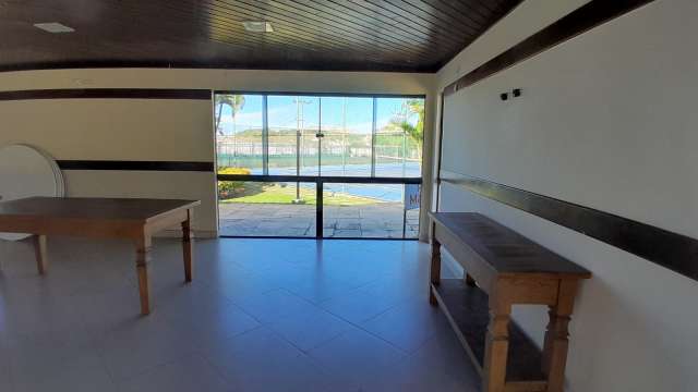 Casa em Itapuã com 5 quartos e 4 suítes, 145m² à venda por R$ 1.200.000,00