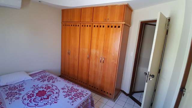 Casa em Itapuã com 5 quartos e 4 suítes, 145m² à venda por R$ 1.200.000,00