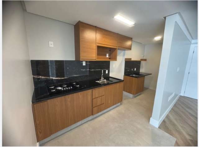 Apartamento em Alphaville I com 2 quartos e 2 suítes, 68m² à venda por R$ 815.000,00