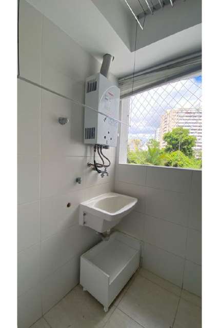 Apartamento com 2 quartos e suíte, 80,00 m² para alugar por R$ 4.320,00 - Salvador/BA