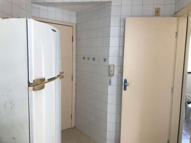 Cobertura na Pituba com 3 quartos e 1 suíte, 172m² à venda por R$ 580.000,00