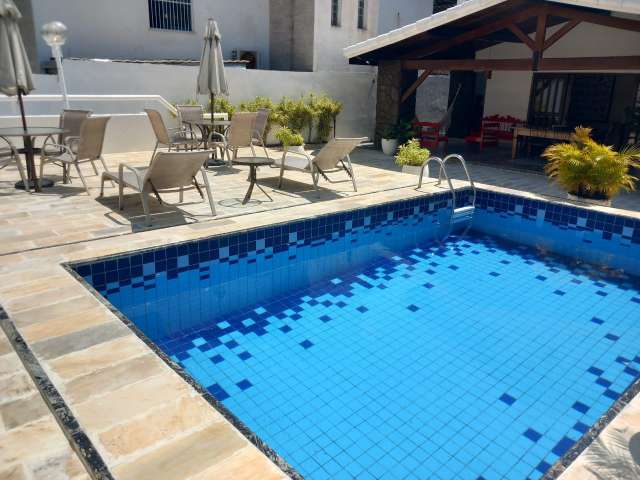 Casa no Itaigara com 3 quartos e 1 suíte, 269m² à venda por R$ 1.850.000,00
