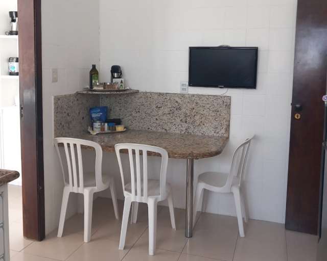 Casa no Itaigara com 3 quartos e 1 suíte, 269m² à venda por R$ 1.850.000,00