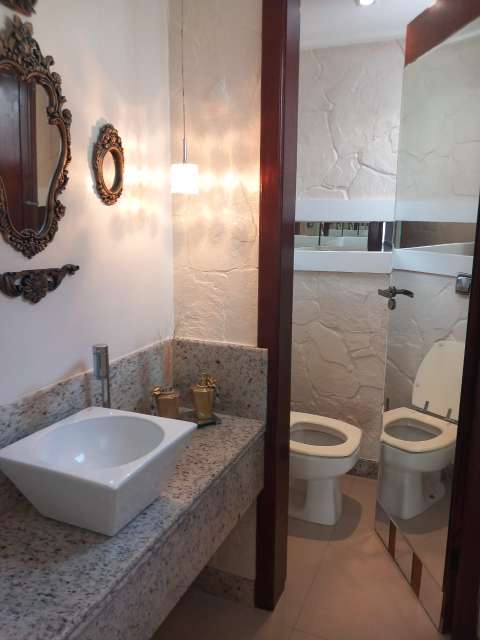 Casa no Itaigara com 3 quartos e 1 suíte, 269m² à venda por R$ 1.850.000,00