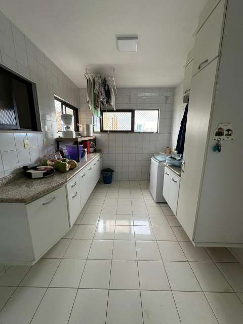Apartamento com 4 quartos e 4 suítes, 255,00 m² para alugar por R$ 7.280,00 - Horto Florestal, Salvador/BA 
