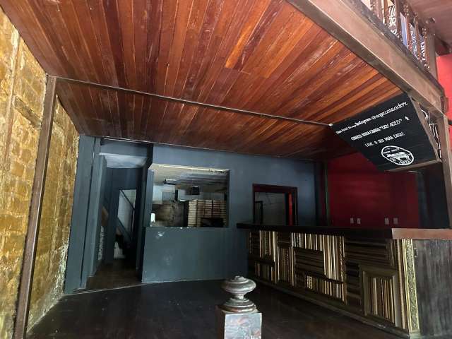 Casa no Rio Vermelho com 87m² à venda por R$ 580.000,00