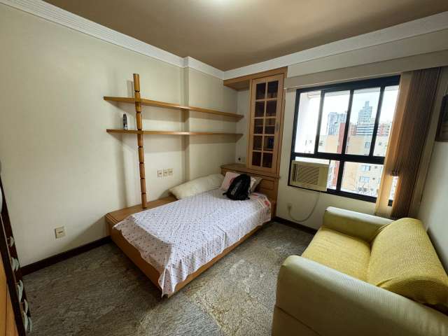 Cobertura na Graça  com 4 quartos e 3 suítes, 342m² à venda por R$ 2.300.000,00