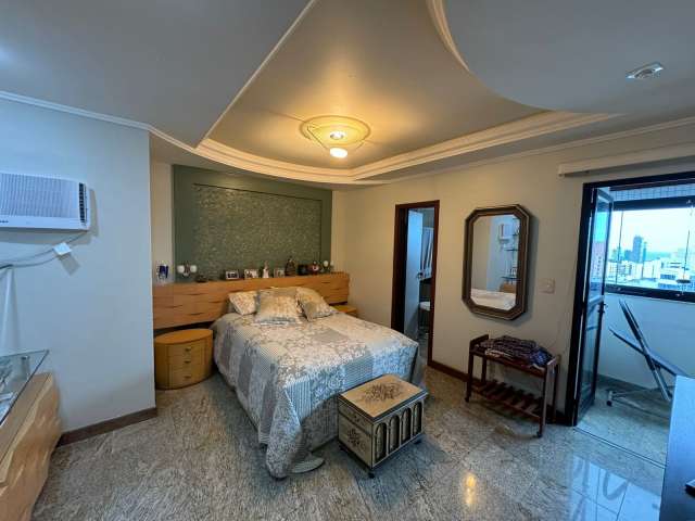 Cobertura na Graça  com 4 quartos e 3 suítes, 342m² à venda por R$ 2.300.000,00