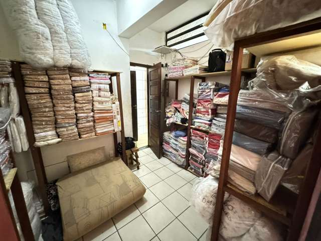 Casa COMERCIAL em Itapuã com 340,00 m² à venda por R$ 1.480.000,00