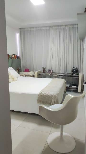 Apartamento na Ondina PORTEIRA FECHADA com 1 quarto, 45m² à venda por R$ 550.000,00