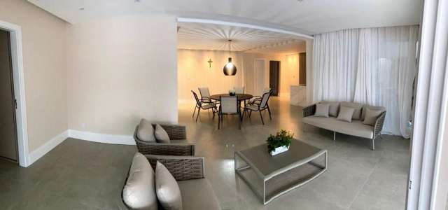Casa em Guarajuba com 6 suítes, 422m² à venda por R$ 3.750.000,00