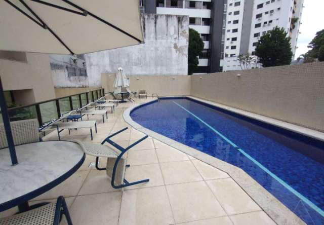 Apartamento com 2 quartos e 1 suíte, 67 m² para alugar por R$ 4.000,00 - Graça, Salvador/BA