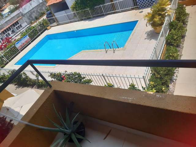 Casa em Itapuã com 3 quartos, 107m² à venda por R$ 550.000,00