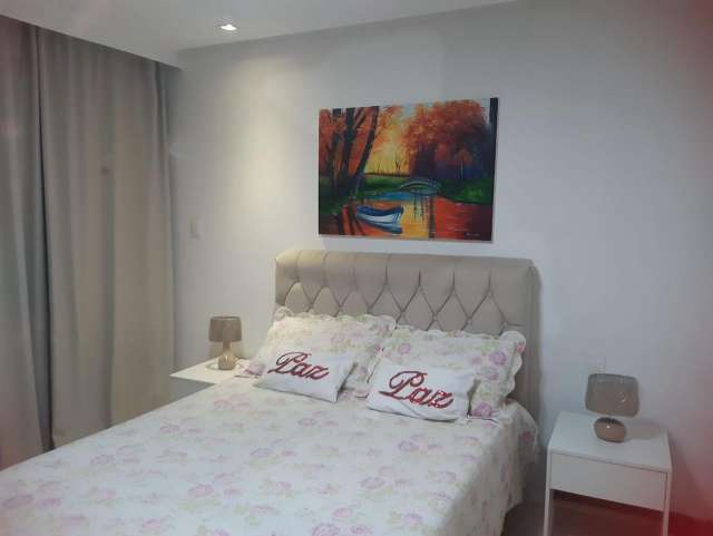 Casa em Itapuã com 3 quartos, 107m² à venda por R$ 550.000,00