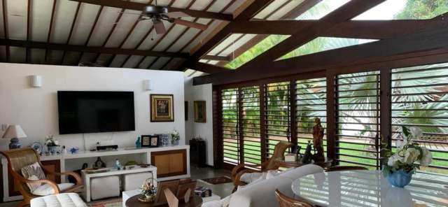 Casa em Interlagos com 5 suítes, 390m² à venda por R$ 4.500.000,00