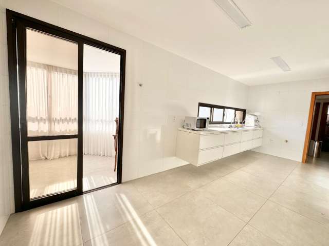 Apartamento no Jardim Apipema com 4 suítes, 304m² à venda por R$ 1.800.000,00