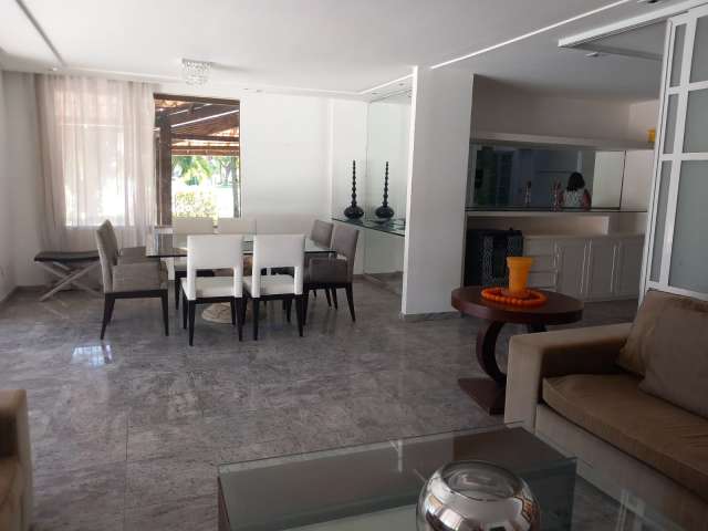 Casa em Jaguaribe com 4 quartos e 2 suítes, 305m² à venda por R$ 2.650.000,00