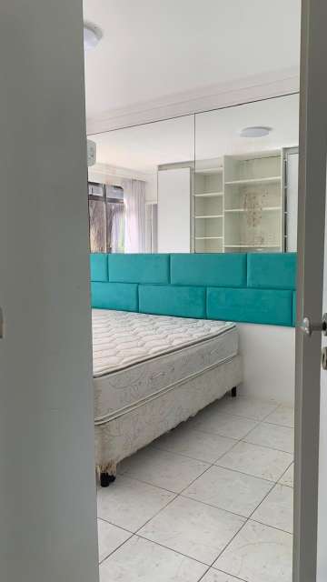 Casa em Jaguaribe com 4 quartos e 2 suítes, 305m² à venda por R$ 2.650.000,00