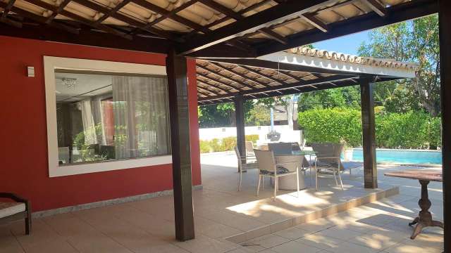 Casa em Jaguaribe com 4 quartos e 2 suítes, 305m² à venda por R$ 2.650.000,00