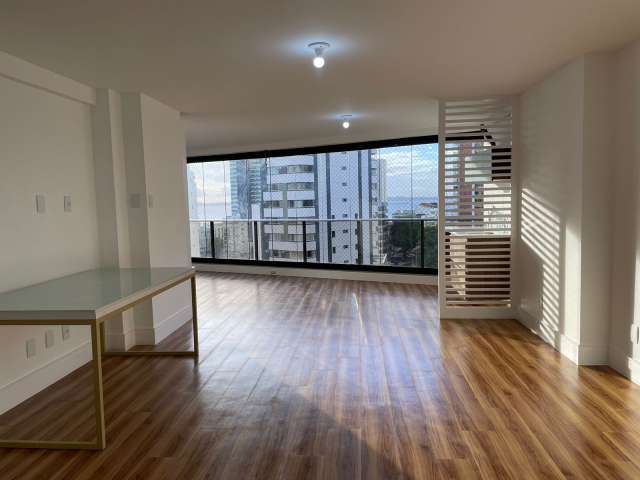Apartamento na Graça com 2 suítes, 95m² à venda por R$ 880.000,00