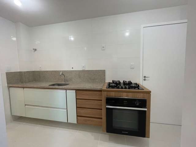 Apartamento na Graça com 2 suítes, 95m² à venda por R$ 880.000,00