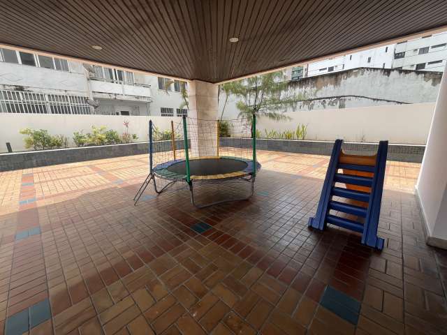 Cobertura na Pituba com 4 quartos e 2 suítes, 280m² à venda por R$ 1.000.000,00