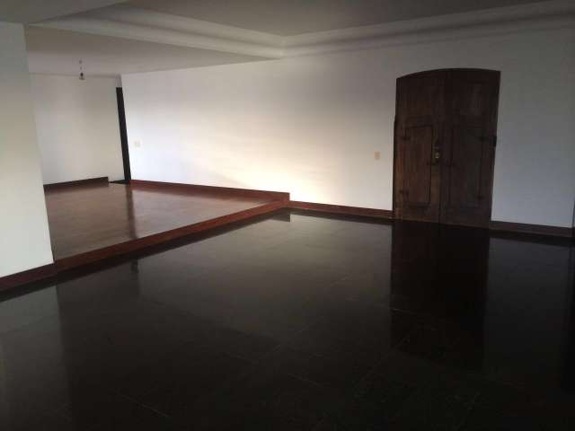 Apartamento com 4 suítes, 690,00 m² para alugar por R$ 8.700,00 Rio Vermelho, Salvador/BA.