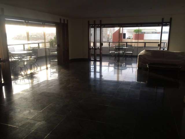 Apartamento com 4 suítes, 690,00 m² para alugar por R$ 8.700,00 Rio Vermelho, Salvador/BA.