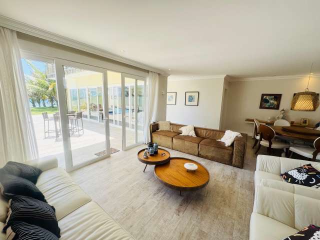 Casa PÉ NA AREIA em Jacuípe PORTEIRA FECHADA com 5 suítes, 485m² à venda por R$ 3.500.000,00
