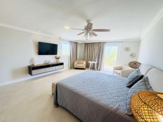 Casa PÉ NA AREIA em Jacuípe PORTEIRA FECHADA com 5 suítes, 485m² à venda por R$ 3.500.000,00