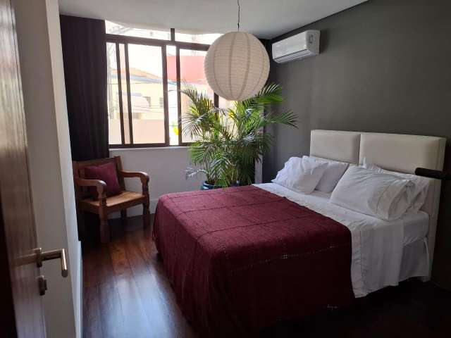 Apartamento na Barra PORTEIRA FECHADA com 3 quartos e 1 suíte, 240m² à venda por R$ 1.590.000,00
