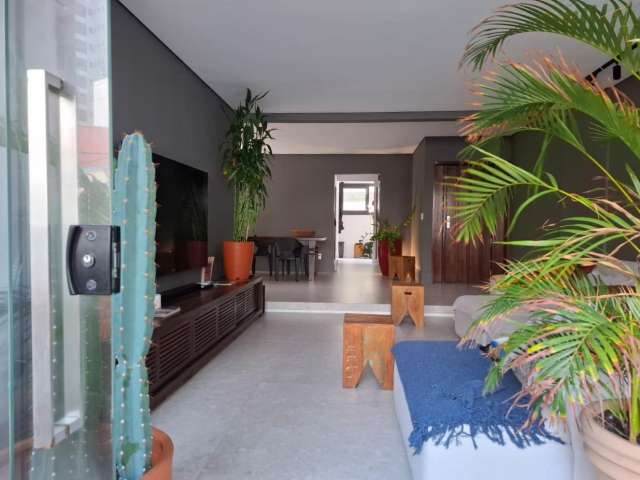 Apartamento na Barra PORTEIRA FECHADA com 3 quartos e 1 suíte, 240m² à venda por R$ 1.590.000,00