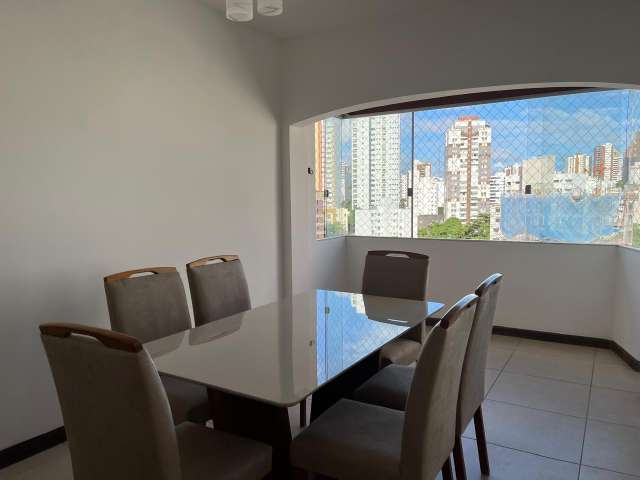Apartamento na Barra com 3 quartos e 1 suíte, 132m² à venda por R$ 850.000,00