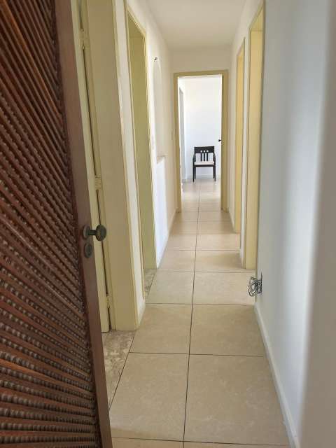 Apartamento na Barra com 3 quartos e 1 suíte, 132m² à venda por R$ 850.000,00