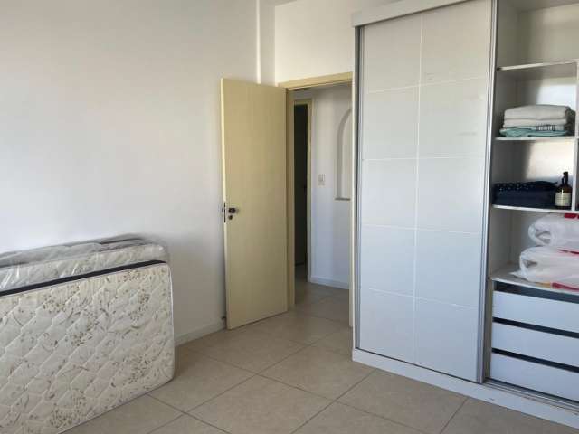 Apartamento na Barra com 3 quartos e 1 suíte, 132m² à venda por R$ 850.000,00