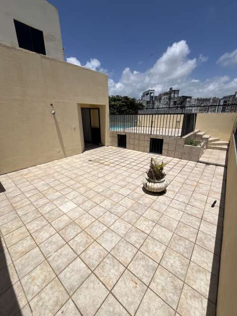 Cobertura no Rio Vermelho com 3 quartos e 1 suíte, 170m² à venda por R$ 540.000,00