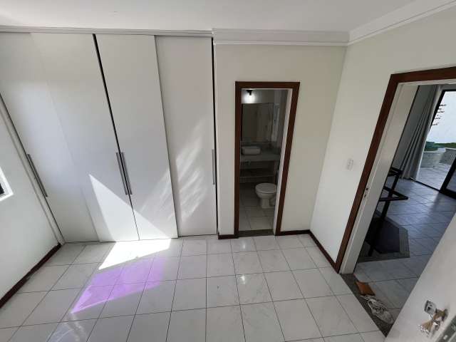 Cobertura no Rio Vermelho com 3 quartos sendo 2 suítes, 170m² à venda por R$ 520.000,00