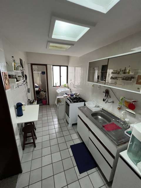 Cobertura no Rio Vermelho com 3 quartos sendo 2 suítes, 170m² à venda por R$ 520.000,00