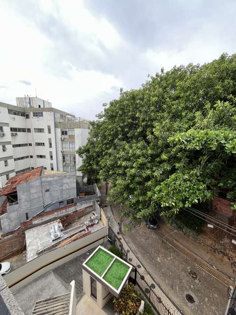 Cobertura no Rio Vermelho com 3 quartos sendo 2 suítes, 170m² à venda por R$ 520.000,00
