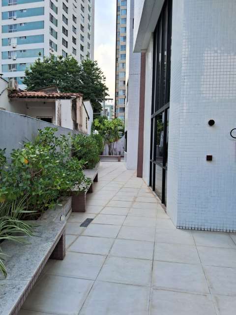 Apartamento na Barra com 1 quarto, 42m² à venda por R$ 410.000,00