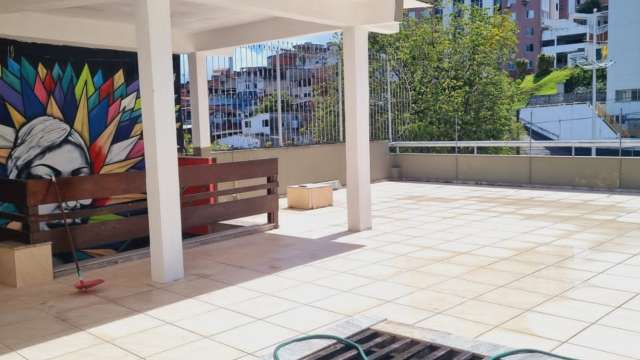 Casa na Federação com 6 quartos e 3 suítes, 234m² à venda por R$ 1.300.000,00