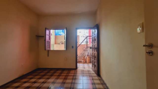 Casa na Federação com 6 quartos e 3 suítes, 234m² à venda por R$ 1.300.000,00