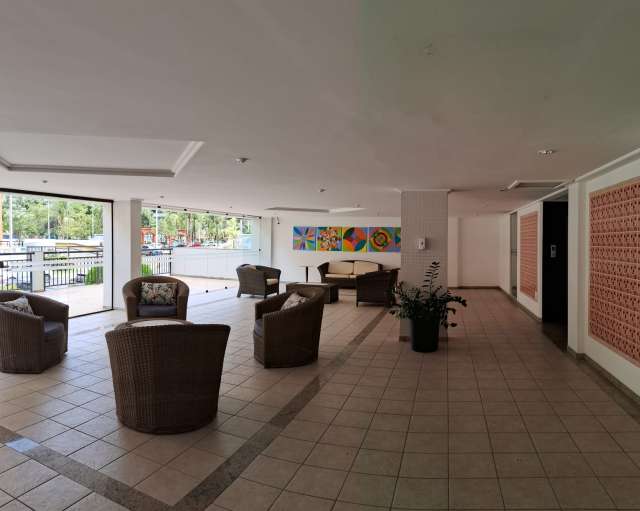 Apartamento na Pituba Ville com 4 quartos e 1 suíte, 100m² à venda por R$ 950.000,00