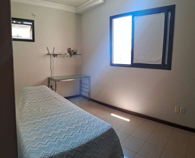 Apartamento na Pituba Ville com 4 quartos e 1 suíte, 100m² à venda por R$ 950.000,00