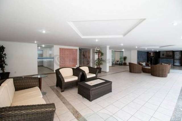 Apartamento na Pituba Ville com 4 quartos e 1 suíte, 100m² à venda por R$ 950.000,00