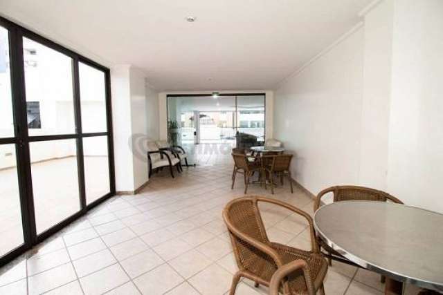Apartamento na Pituba Ville com 4 quartos e 1 suíte, 100m² à venda por R$ 950.000,00