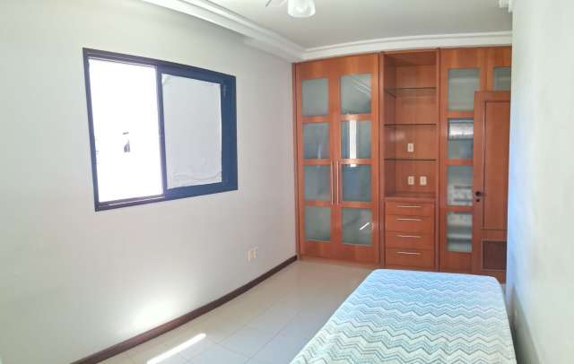 Apartamento na Pituba Ville com 4 quartos e 1 suíte, 100m² à venda por R$ 950.000,00