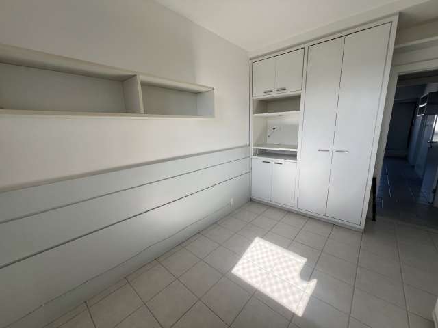 Apartamento no Rio Vermelho com 4 suítes, 216m² à venda por R$ 1.200.000,00
