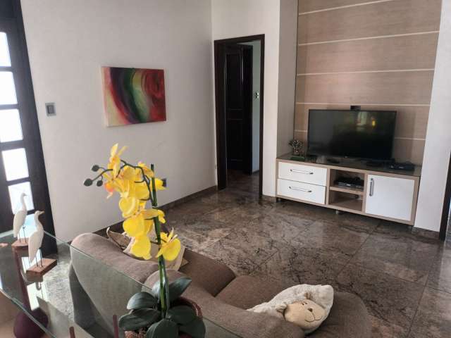 Casa no Itaigara PORTEIRA FECHADA com 5 quartos e 1 suíte, 498m² à venda por R$ 2.500.000,00
